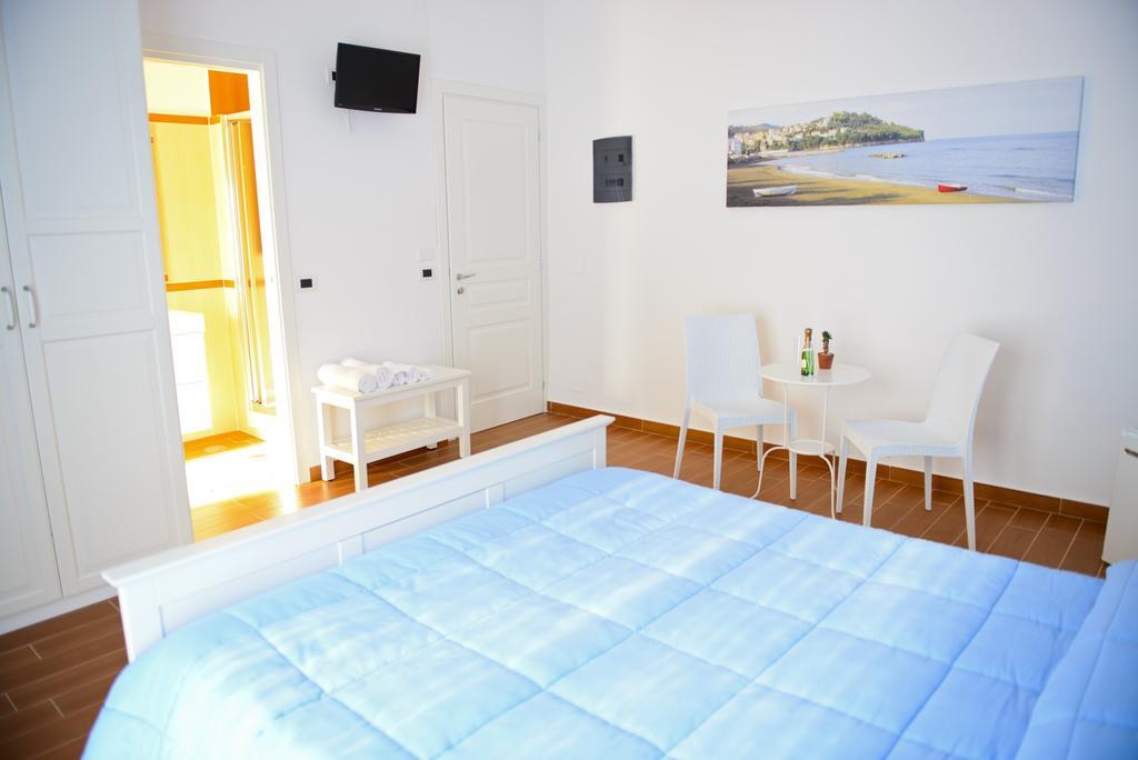 아그로폴리 I Delfini B&B 외부 사진